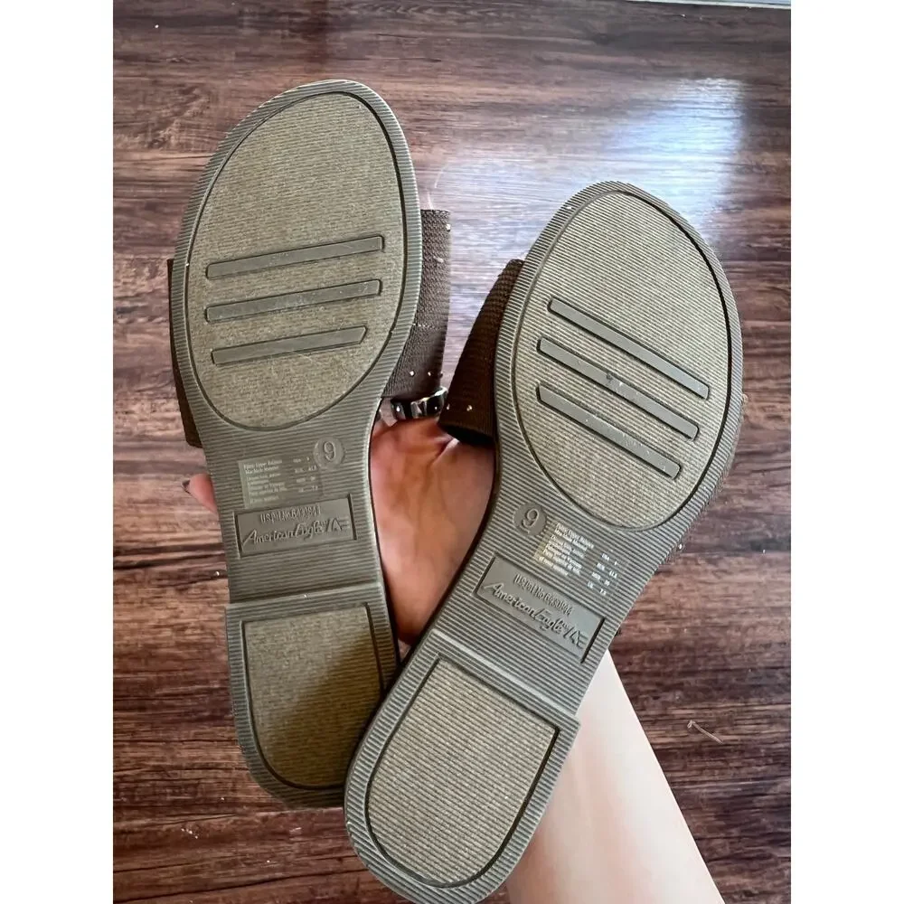 NEW American Eagle Sandals Slip On Brown Slides Flats Wide Strap Womens Size 9 - Picture 3 of 5